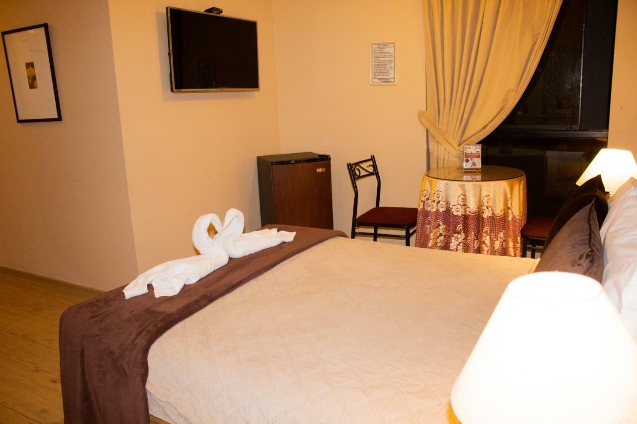 Solis Dies Hotel Lima Luaran gambar